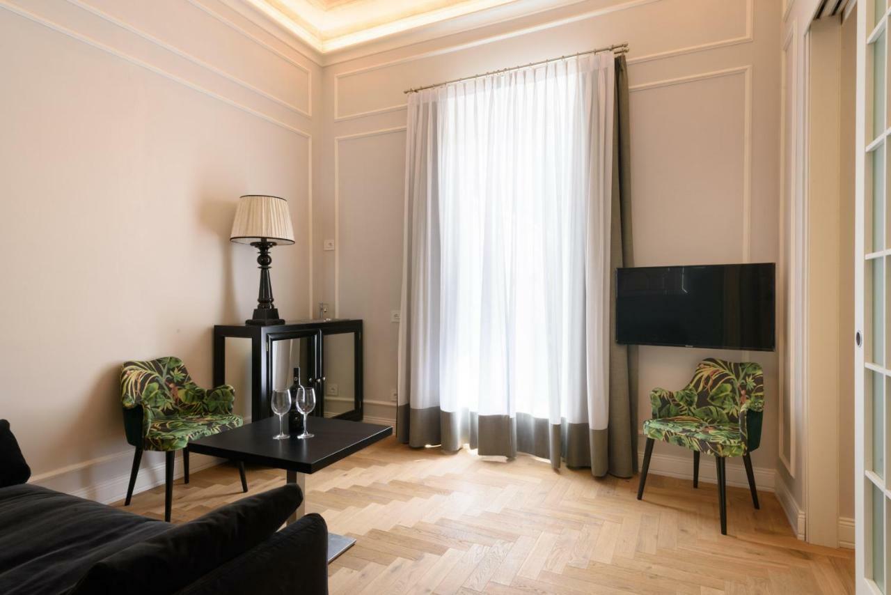 Vivaldi Luxury Suites Флоренция Екстериор снимка